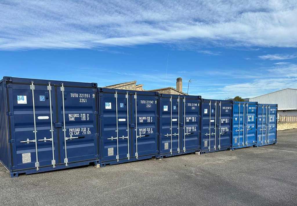 Lee más sobre el artículo Contenedores de almacenamiento: la alternativa a los trasteros en Alicante
